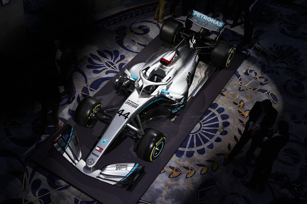 Carro da Mercedes AMG para a Fórmula 1 2020