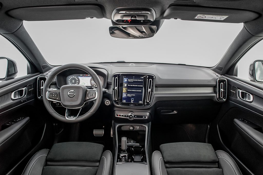 Interior da Volvo XC40 PlugIn Hybrid
