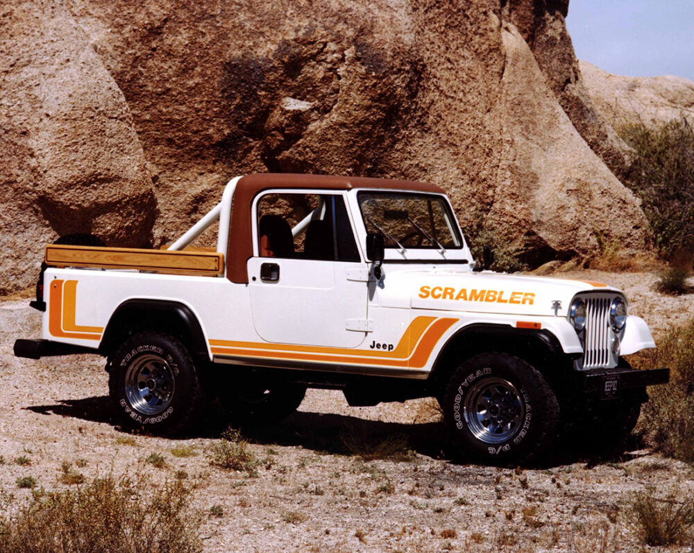 Jeep CJ-8 Scrambler 1982