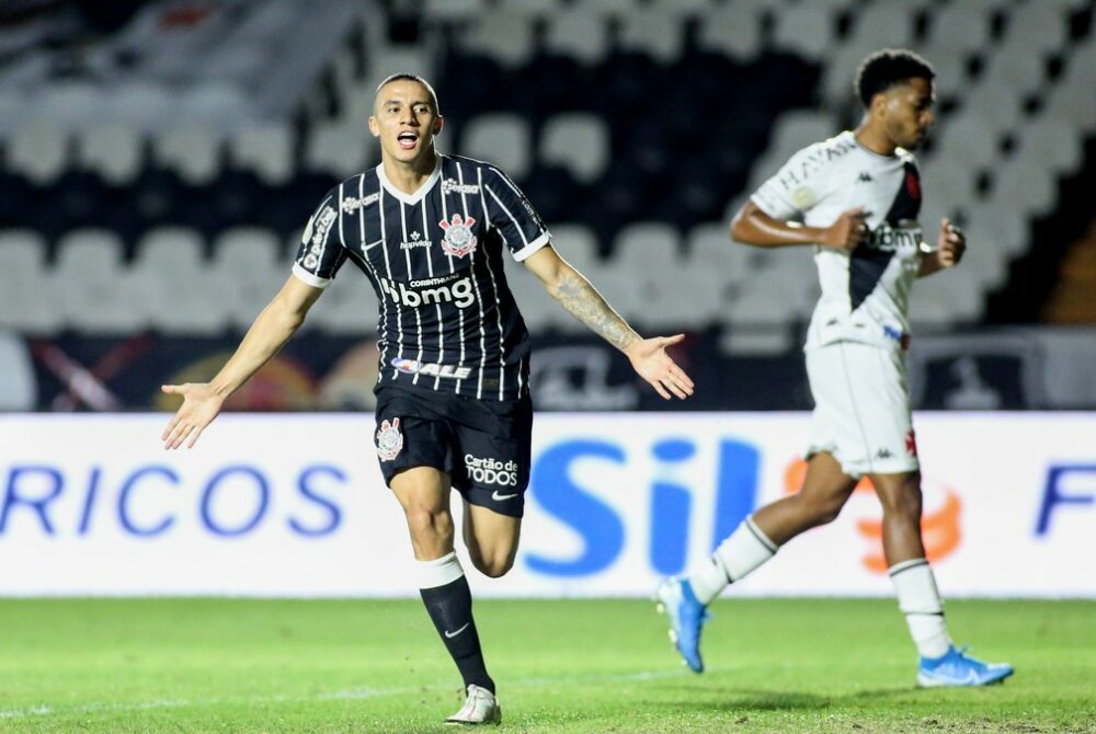 Mantuan fez seu primeiro gol com a camisa do Corinthians