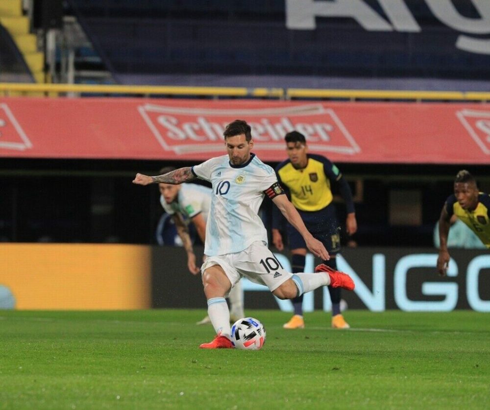 Messi foi autor do único gol da partida