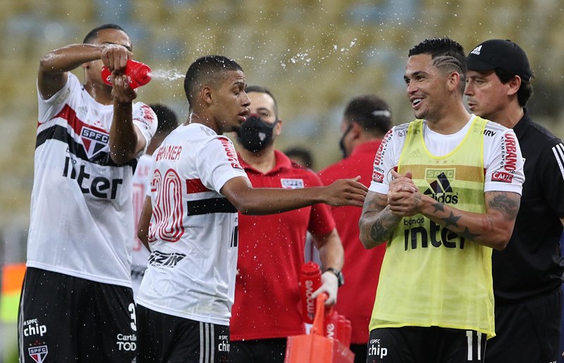 Sucesso do São Paulo passa por boa fase de Brenner e Luciano