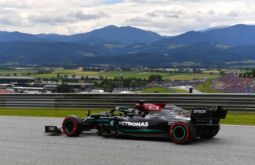 Lewis Hamilton nos treinos livres de sexta-feira na Áustria