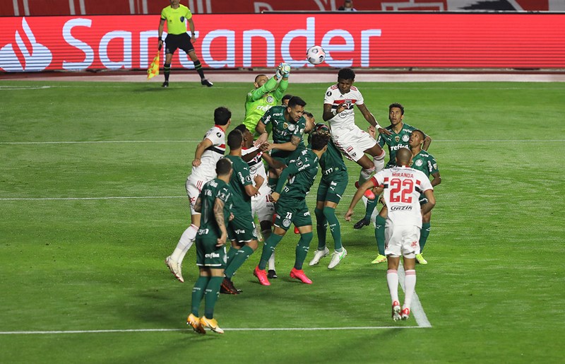 São Paulo e Palmeiras fizeram duelo equilibrado