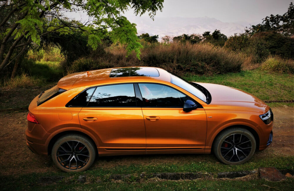 Audi Q8 Laranja Dragão