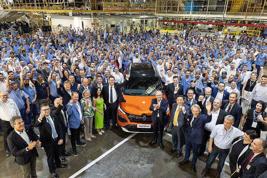 Fabrica Renault - Kardian