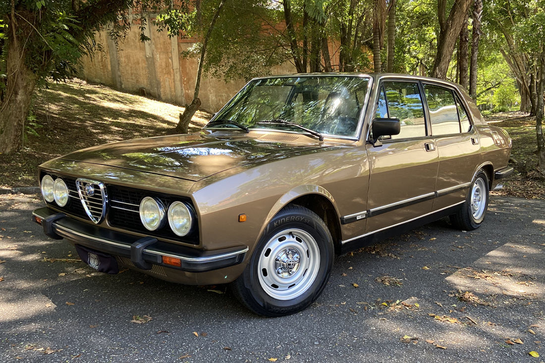 Alfa Romeo 2300