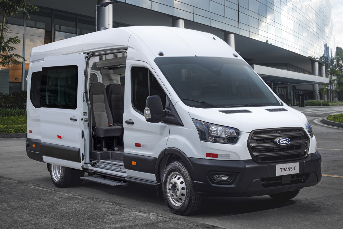 Ford Transit Minibus