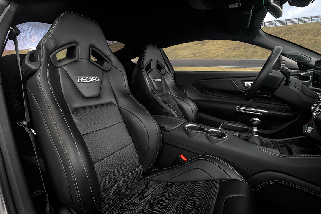 Ford Mustang MT
